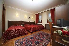 Turquhouse Hotel