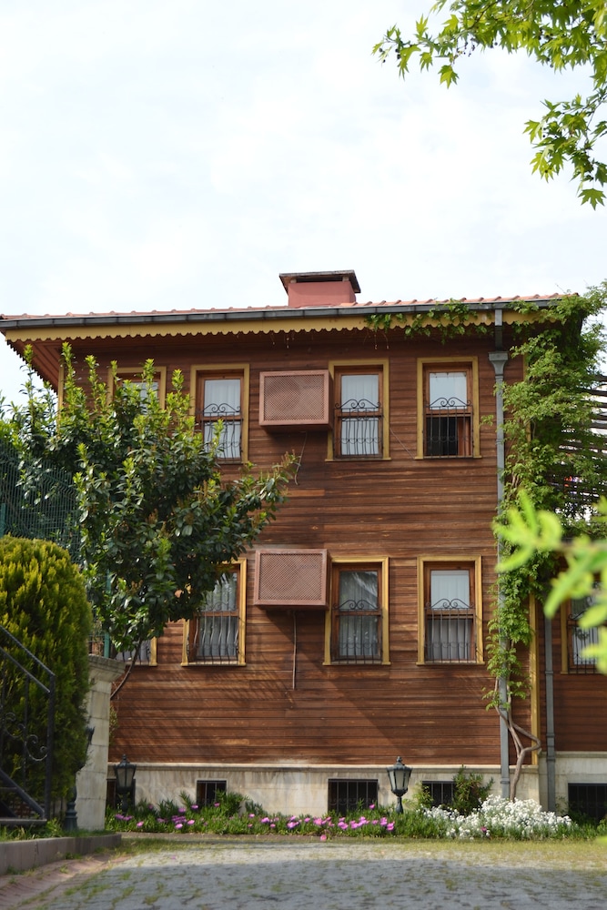 Turquhouse Boutique Hotel