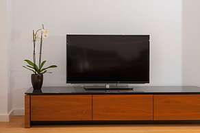 Residence by Vestibul Palace