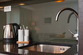 Residence by Vestibul Palace