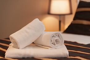 Residence by Vestibul Palace