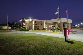 Red Roof Inn & Suites Jacksonville, NC