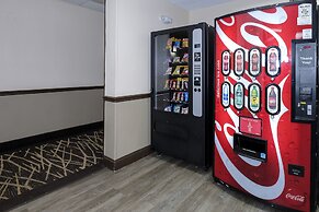 Red Roof Inn & Suites Jacksonville, NC