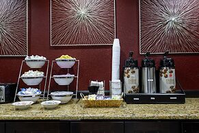 Red Roof Inn & Suites Jacksonville, NC