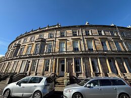 Crown Circus Apartment