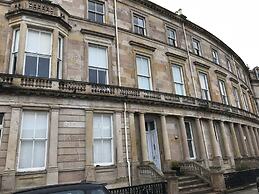 Crown Circus Apartment