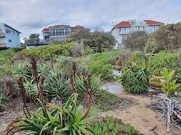 Afrovibe Beach Villa