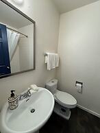 Commercial Hotel