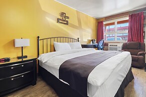 Dauphin Inn Express