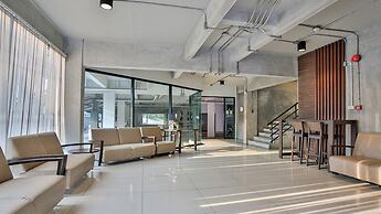 B2 Green Boutique & Budget Hotel