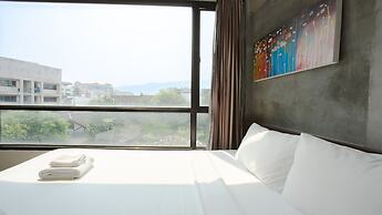 B2 Green Boutique & Budget Hotel