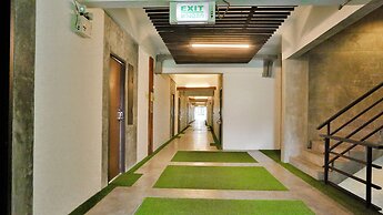 B2 Green Boutique & Budget Hotel