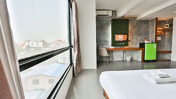 B2 Green Boutique & Budget Hotel