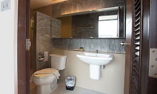 B2 Green Boutique & Budget Hotel
