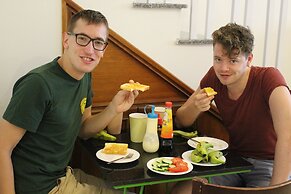 Glocal Beachside Hostel