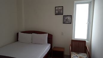 Glocal Beachside Hostel