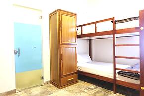 Glocal Beachside Hostel