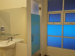 Glocal Beachside Hostel