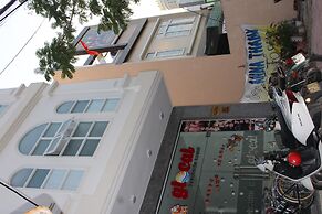 Glocal Beachside Hostel