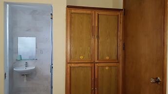 Glocal Beachside Hostel