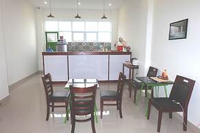 Glocal Beachside Hostel