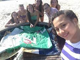 Glocal Beachside Hostel