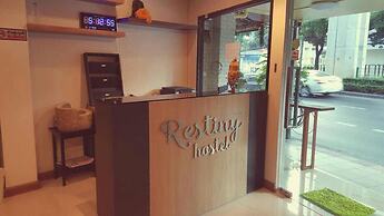 Restiny Hostel