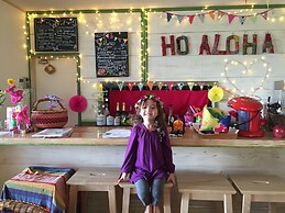 Guesthouse Ho Aloha - Hostel