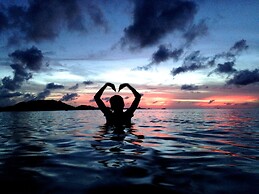 Guesthouse Ho Aloha - Hostel