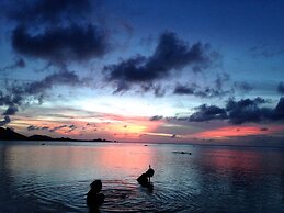 Guesthouse Ho Aloha - Hostel