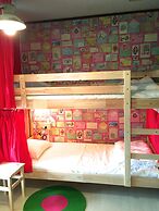 Guesthouse Ho Aloha - Hostel