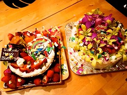 Guesthouse Ho Aloha - Hostel