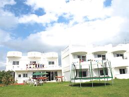 Guesthouse Ho Aloha - Hostel