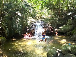 Guesthouse Ho Aloha - Hostel