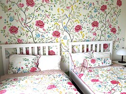 Guesthouse Ho Aloha - Hostel