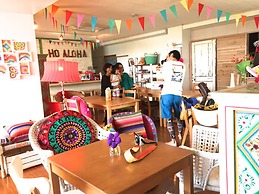 Guesthouse Ho Aloha - Hostel