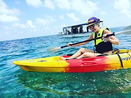 Guesthouse Ho Aloha - Hostel