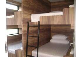 Rezt Bangkok - Hostel