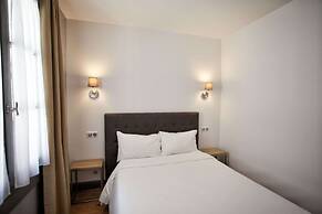 Hôtel Henri IV