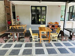 Koh Jum Hostel