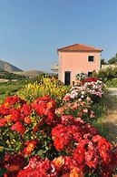 Amygdalies Apartments