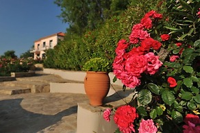 Amygdalies Apartments