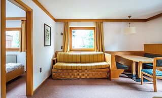 Apartments Lores