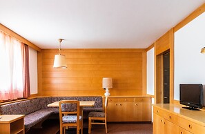 Apartments Lores