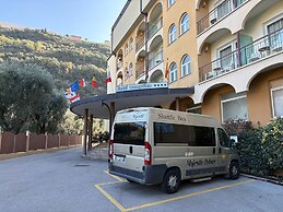 Hotel Majestic Palace