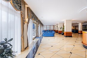 Hotel Majestic Palace