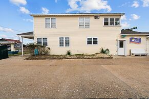 Oceanside Court by Kees Vacations