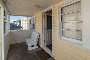 Oceanside Court by Kees Vacations