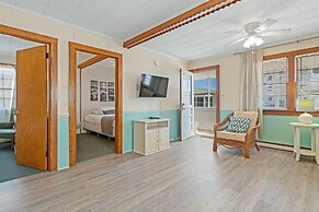 Oceanside Court by Kees Vacations