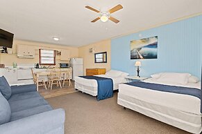 Oceanside Court by Kees Vacations